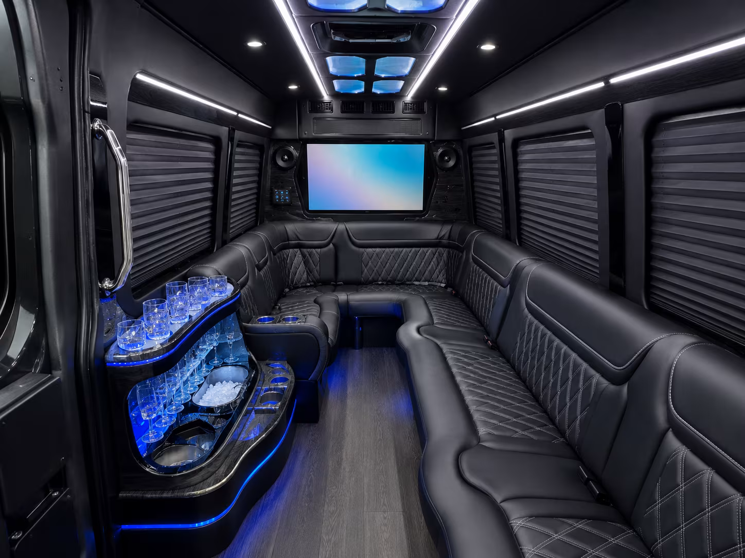 ankeny wedding and private event shuttle buses