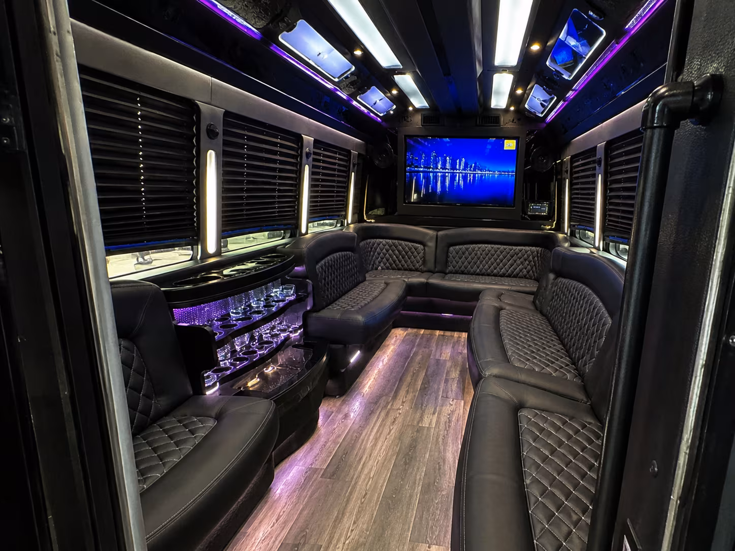 party buses from ankeny to downtown des moines prom venues